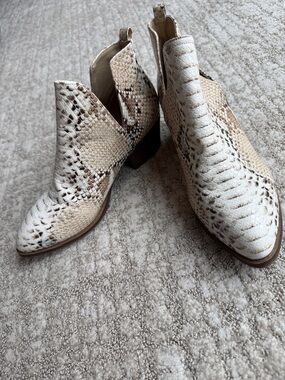 CL by Laundry Beige Snake-Print Ankle Booties